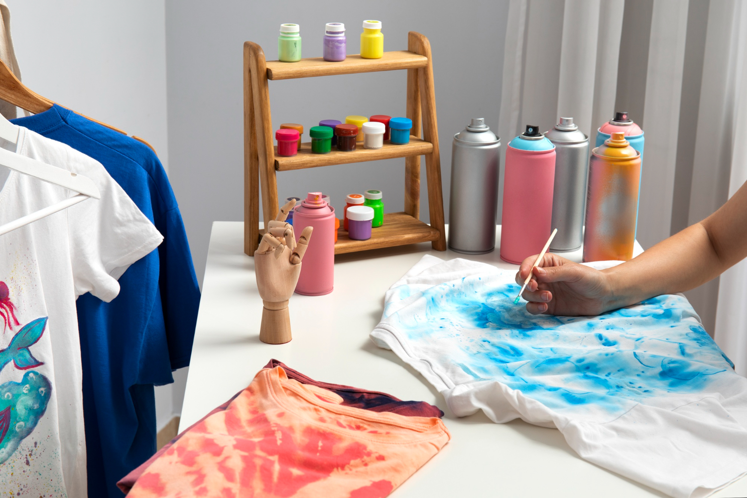 how to get oil paint out of clothes